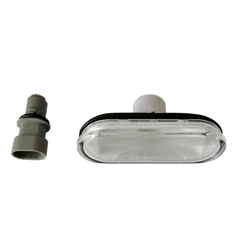 Lampa tablicy rejestracyjnej Skoda Felicja Felicia od 96 Lampa tablicy rejestracyjnej Skoda Felicja Felicia od 96