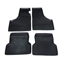 Dywaniki dywanik gumowe Fiat 126p czarne 4szt