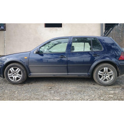 Nakładki na błotniki VW Golf IV 1997-2003 4 drzwi klej odrdzewiacz