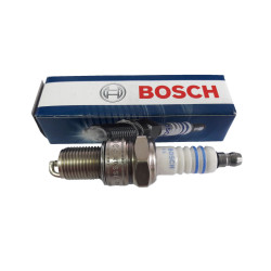 Świece świeca zapłonowa VW Golf III 1991-1995 1.4 ABD BOSCH WR8DC+