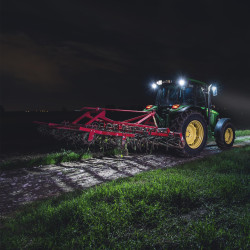 Lampy robocze LED traktor ciągnik maszyny rolnicze zestaw BASIC 6szt CRK2B.54200 CRK2C.54900