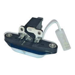Regulator napiecia alternatora + zepół diod Skoda Favorit Felicia