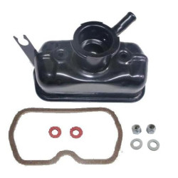 Pokrywa zaworów klawiatury + uszczelki + nakrętki Fiat 126p