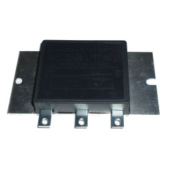 Regulator napięcia prądnicy 126p elektroniczny